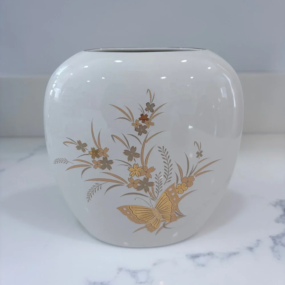 Otagiri Japan Cho-Cho‎ Butterfly Floral Porcelain Vase Gold Rim Vintage White
